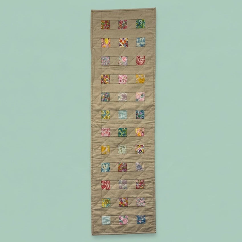 Runner Up Table Runner Kit - pattern by Lynne Wilson, Sew So Easy