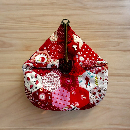 Hand Stitched Hexagon Purse with Tessa from Stitch - Sunday 8 September 2024